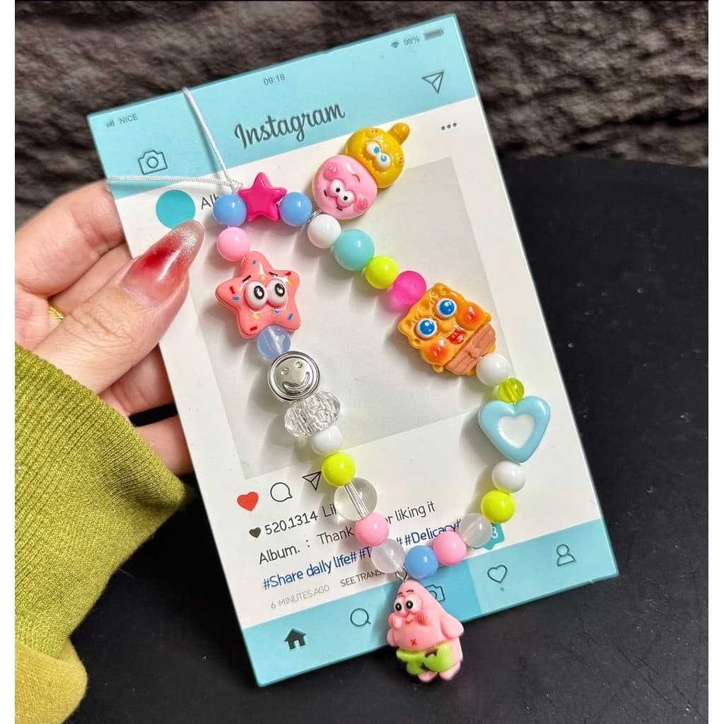 Desenhos Animados Popeye Bob Esponja DIY Grânulo Em Forma De Coração Telefone Corrente Caso Decoração Menina Pulseira Co