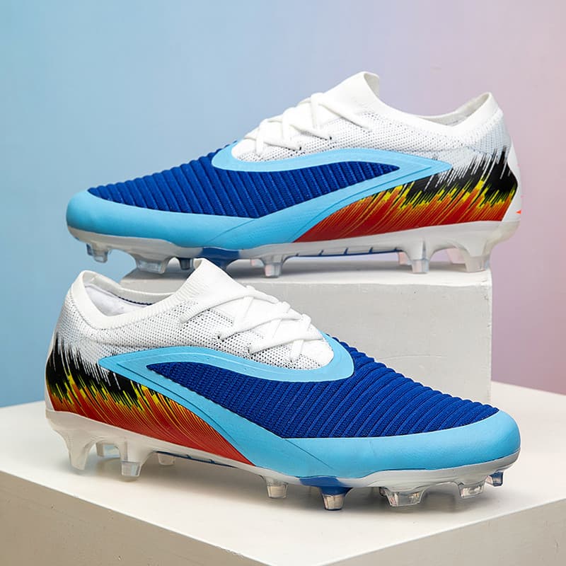 2026 Botas de gramado confortáveis, leves, profissionais, à prova d'água, Campo de Campo