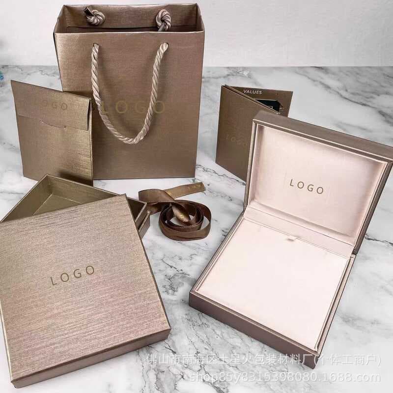 Baojia 2024 Mesmo Estilo Embalagem de Jóias BV Homem Vermelho Anel Colar Pulseira Pulseira Caixa de Armazenamento de Emb