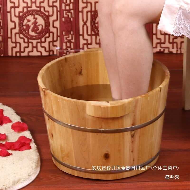 Um banho de pés de madeira maciça cipreste Barril de madeira para banho de pés doméstico para terapia de pés Barril para