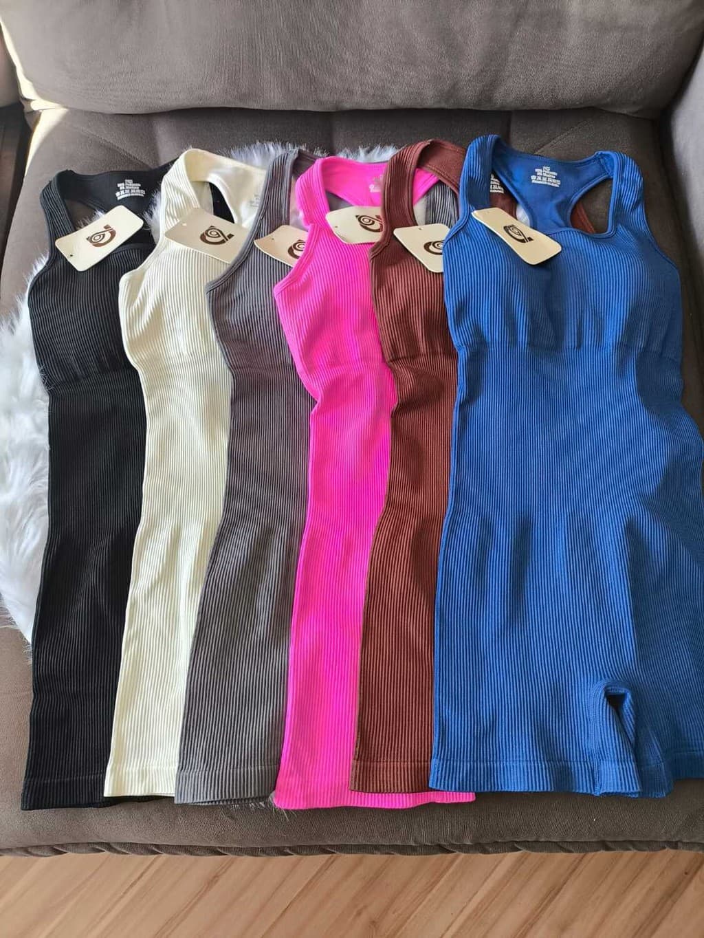 Macacão Fitness Curto Feminino Cintura Alta Não Transparente Academia  Liso ou Marmorizado